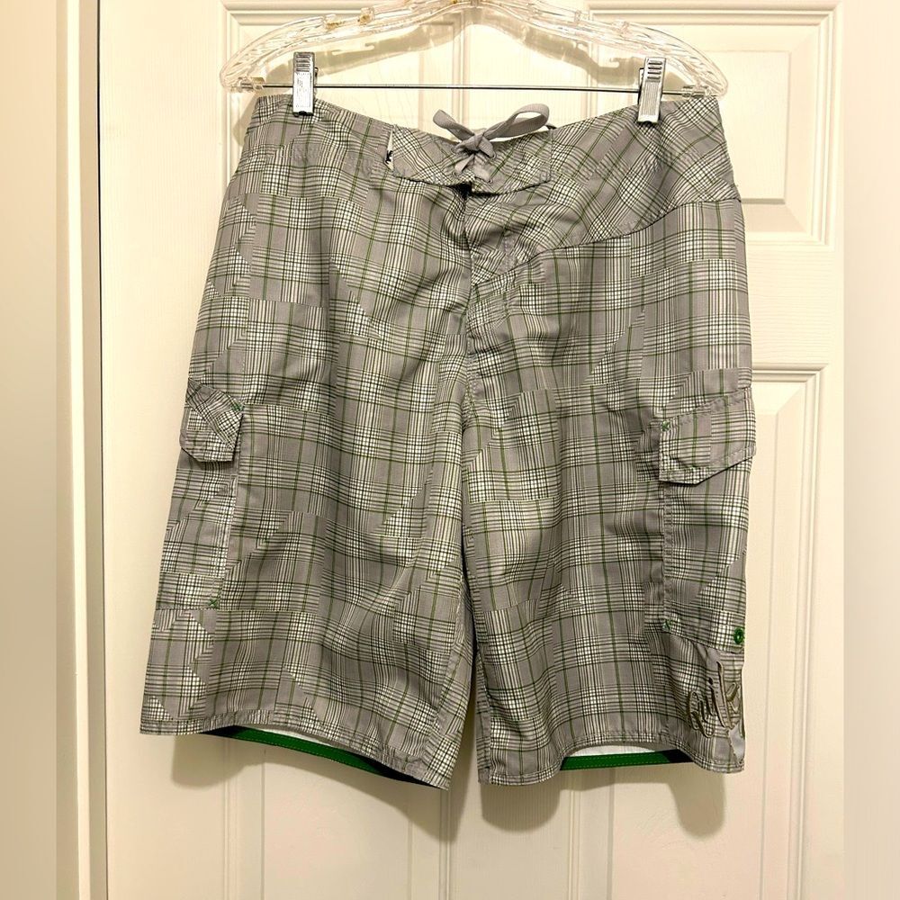 Quiksilver mens Green and Cream Board Shorts Size 33